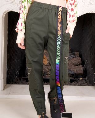 Brave cargo pants in Olive twill